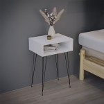 Κομοδίνο Naida pakoworld σε λευκή απόχρωση -μαύρα μεταλλικά πόδια 40x30x59εκ c498465